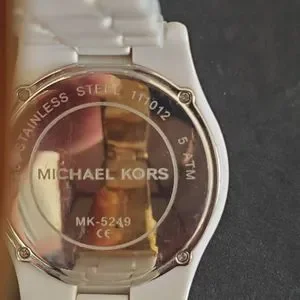 Michael Kors | Accessories | Michaelkors Madison Ladies  display picture 2